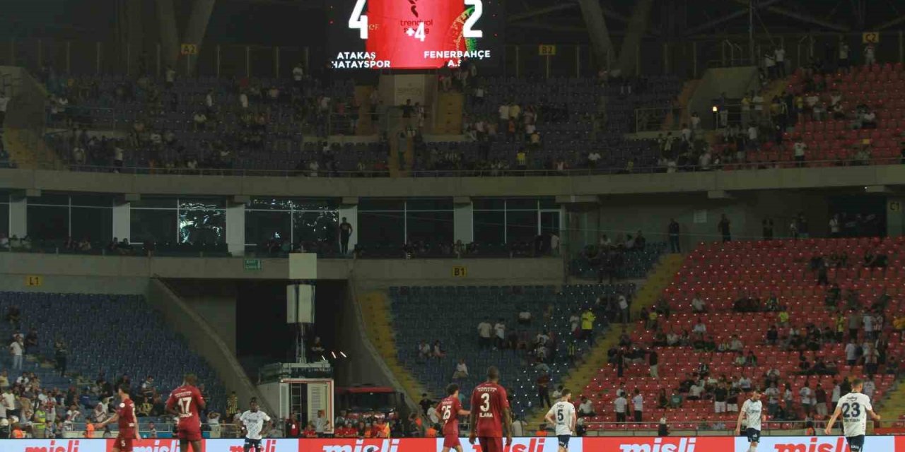FENERBAHÇE SON DEPLASMAN MAÇINI KAYBETTİ