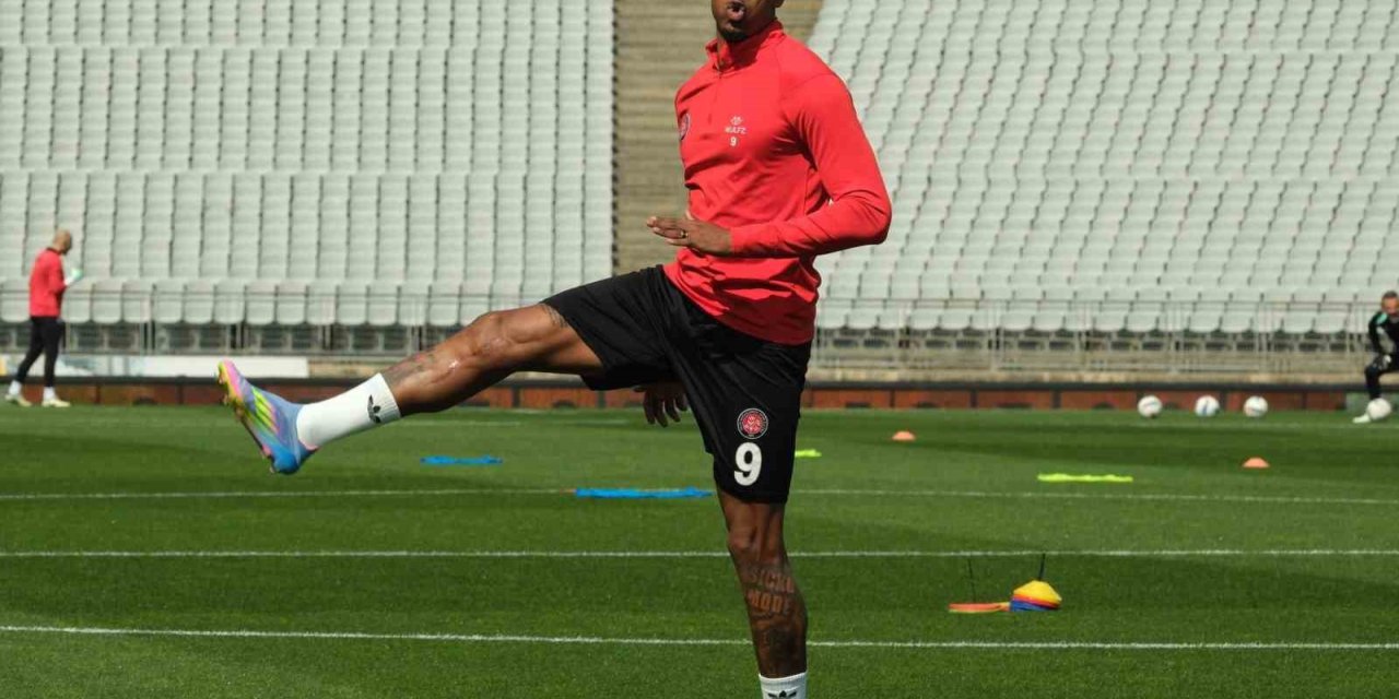 FATİH KARAGÜMRÜK’TE WESLEY, PERFORMANSIYLA ÖN PLANA ÇIKTI