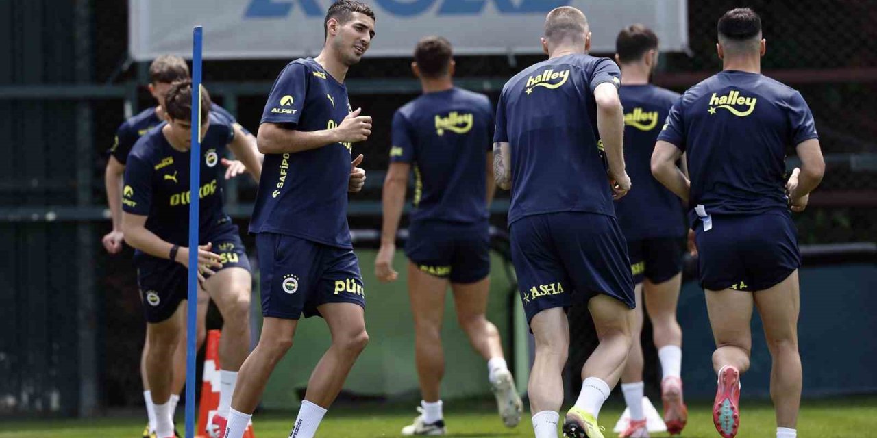 FENERBAHÇE, KONYASPOR MAÇI HAZIRLIKLARINI TAMAMLADI