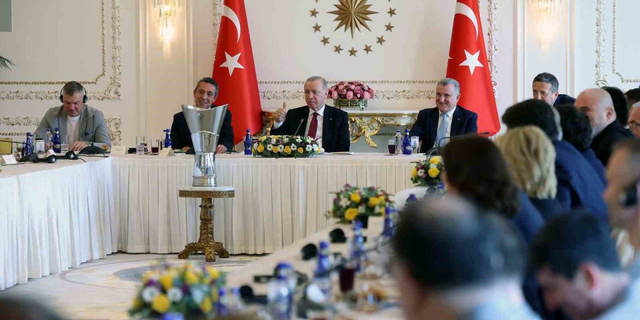 CUMHURBAŞKANI ERDOĞAN, FENERBAHÇE HEYETİNİ KABUL ETTİ
