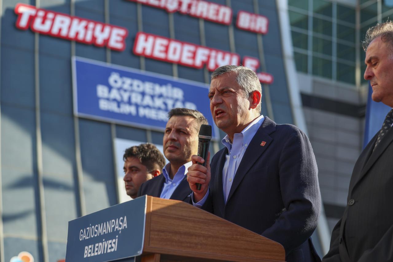 Cumhuriyet Halk Partisi Genel Başkanı Özgür Özel: “Kumpasın İçinde ve Devamındayız”