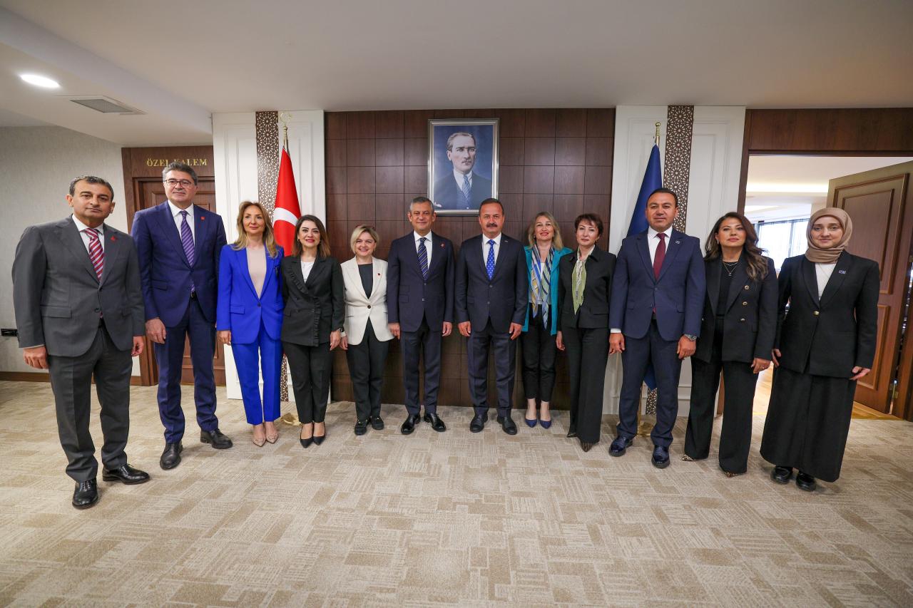 CHP Lideri Özgür Özel: “Seçmenin Kutuplaştıran, Ötekileştiren Siyasete Prim Vermeyeceğini Ümit Ediyoruz”