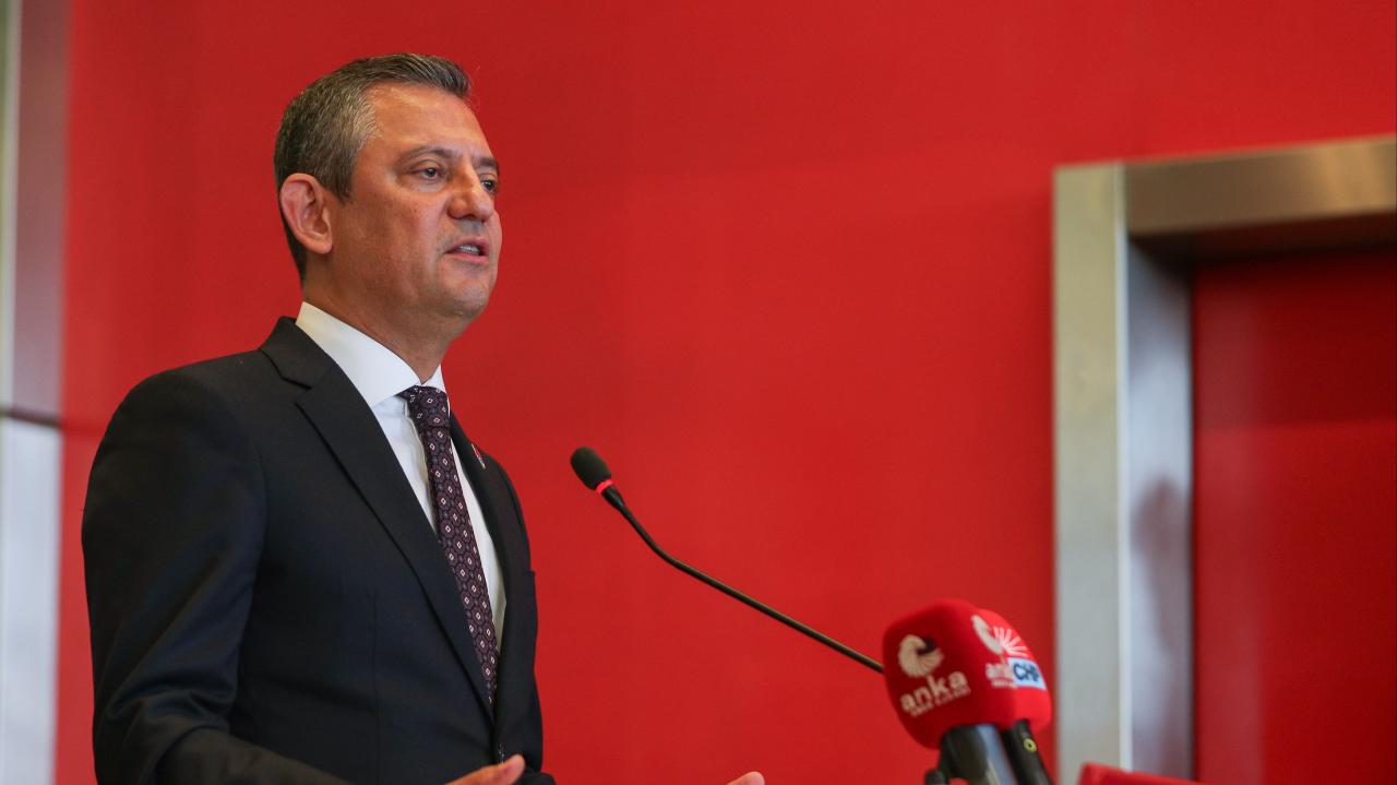 CHP Genel Başkanı Özgür Özel'den Öğrencilere 'LGS' Mesajı...