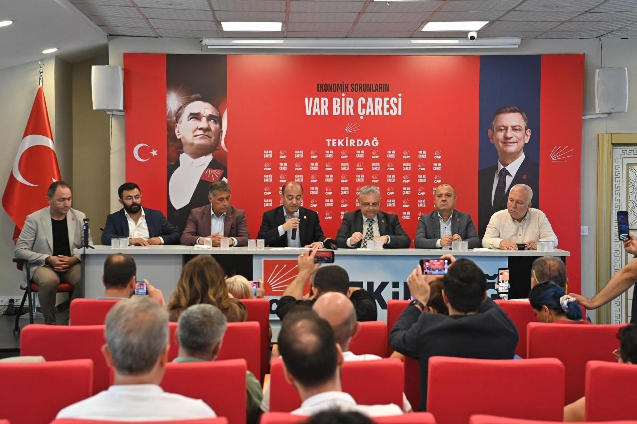 CHP Heyetinden Tekirdağ Mitingi Öncesi Basın Açıklaması: “Teslim Olmayacağız, Geri Adım Atmayacağız!”