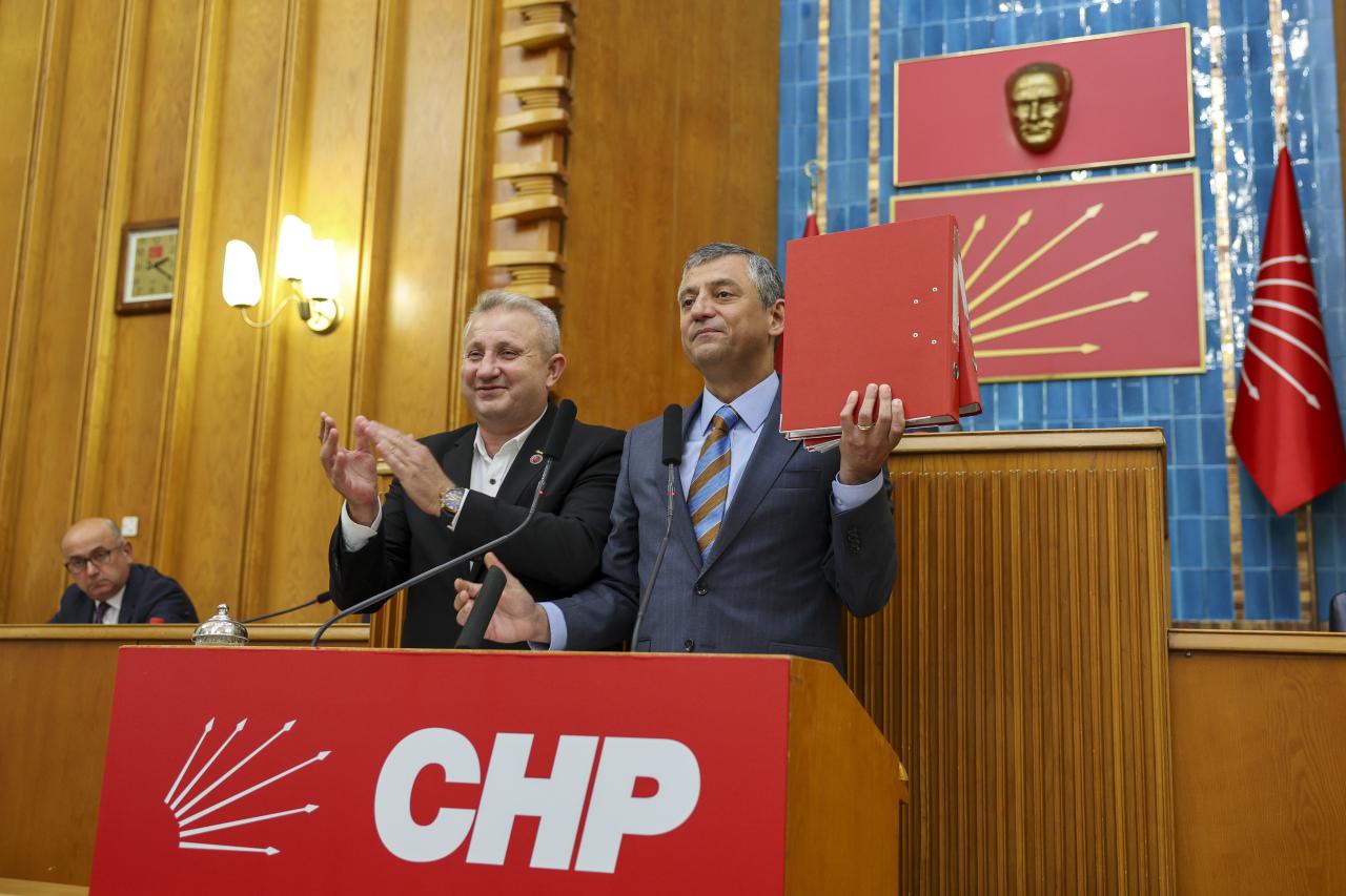 CHP Genel Başkanı Özgür Özel: “Kasım Ayında Koyarsınız Sandığı, Görürsünüz Sonucu; Hodri Meydan”