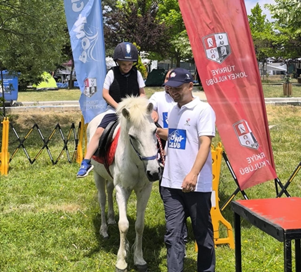 Pony Club Şehrinize Geliyor