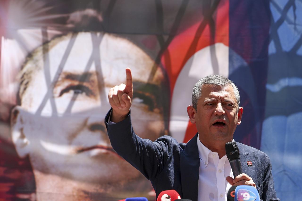 CHP Genel Başkanı Özgür Özel: “Adalet Drone ile Aranmaz, Hakikatin Algı Operasyonuna İhtiyacı Yoktur”