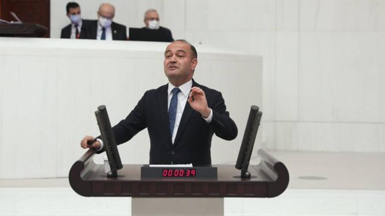 Özgür Karabat: Genel Başkanımızın Her Sözünün Altına Onurla İmzamızı Atıyoruz