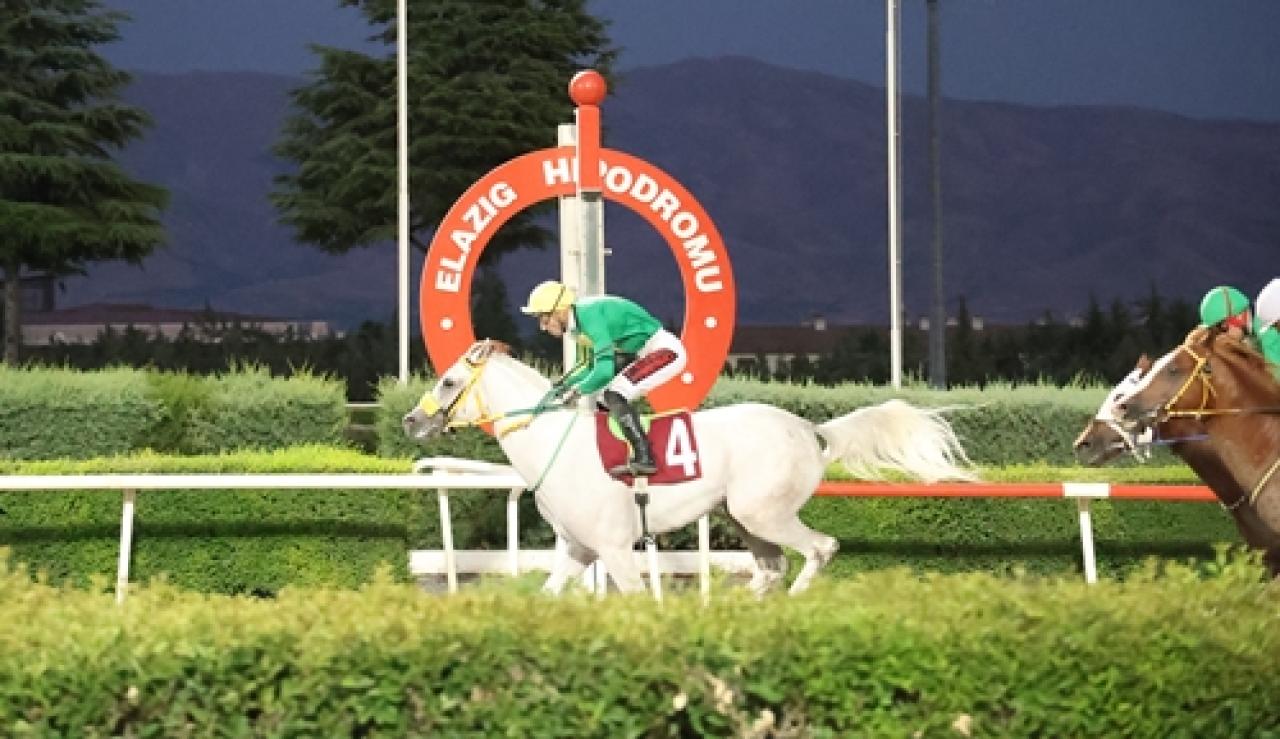 Yurtbaşı Belediye Başkanlığı Koşusu’nu Debdebe kazandı