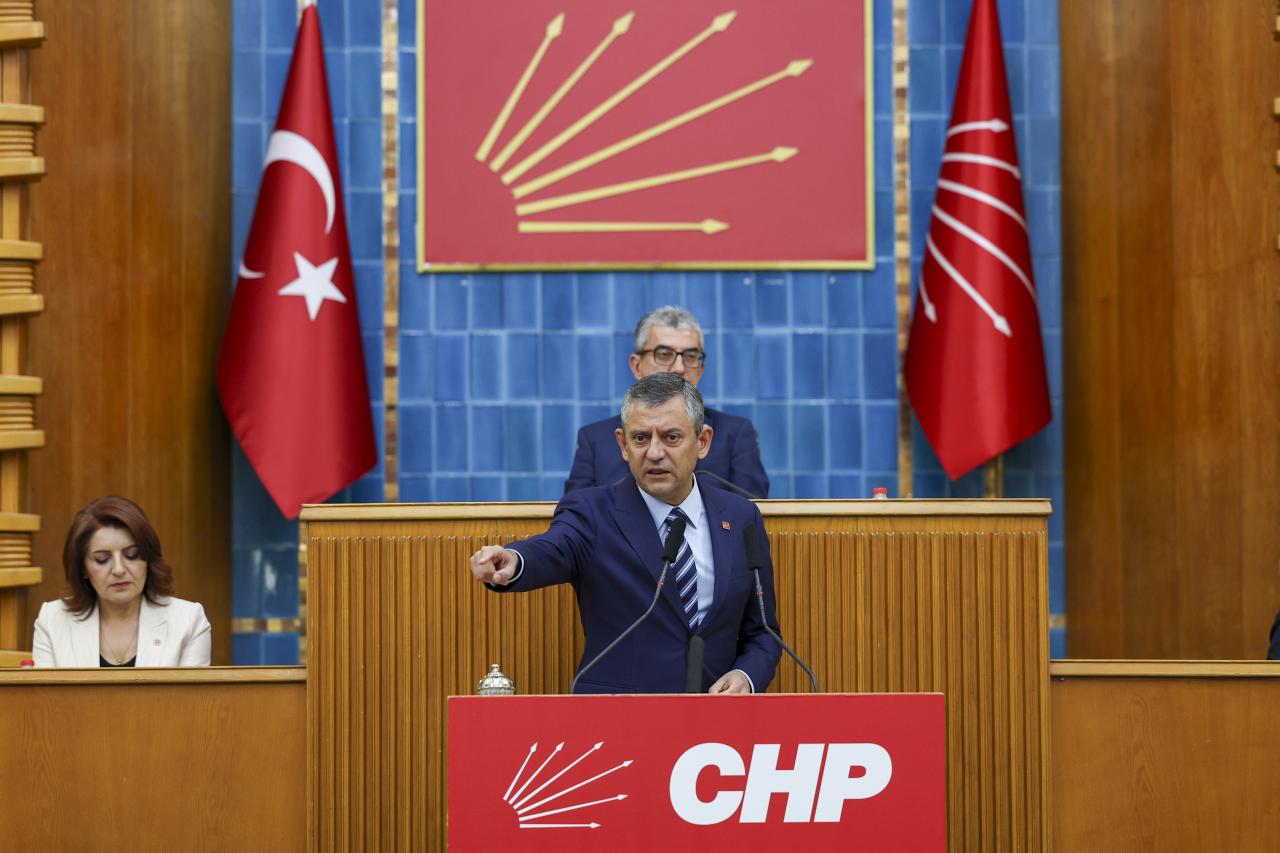 CHP Genel Başkanı Özgür Özel: “56 Öğretmenin 30 Yıllık Emeğini, İstanbul Cumhuriyet Başsavcısının Keyfine Ödediler”