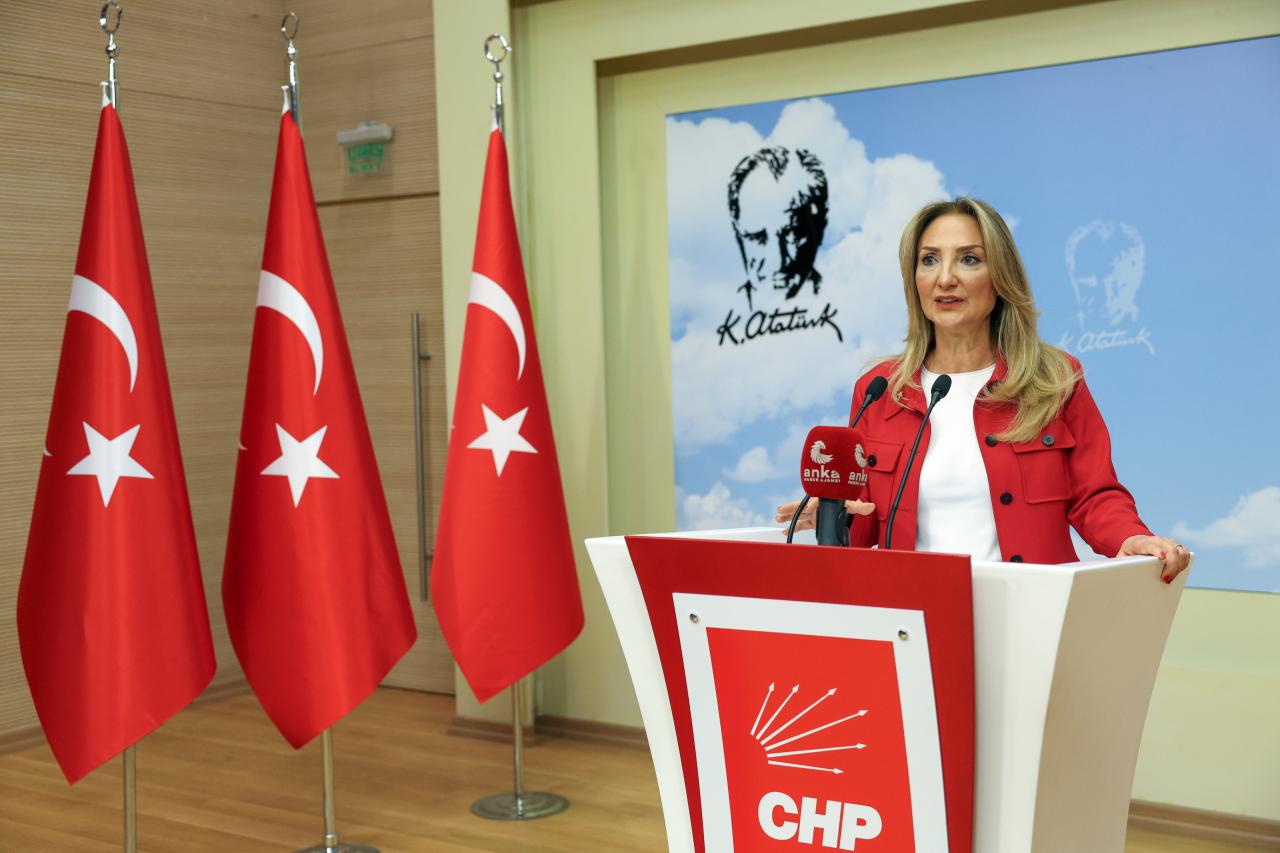 Tutuklu F. Pınar Türker, Doğum Günü İçin Yazdığı Mektubu Nazlıaka’ya İletti: “Alnım Ak, Başım Dik, Özgürlüğüme Kavuşacağım!”