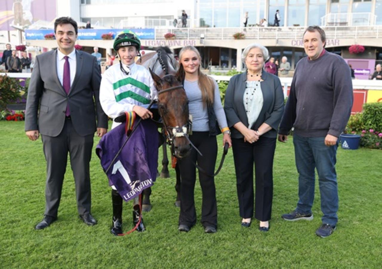 İrlanda’da gerçekleştirilen TJK Koşusu’nu Curious Bride kazandı