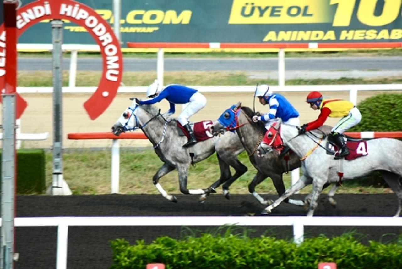 Y.A.A.Y.D. Derneği Koşusu’nu Zeybek Yavuz kazandı