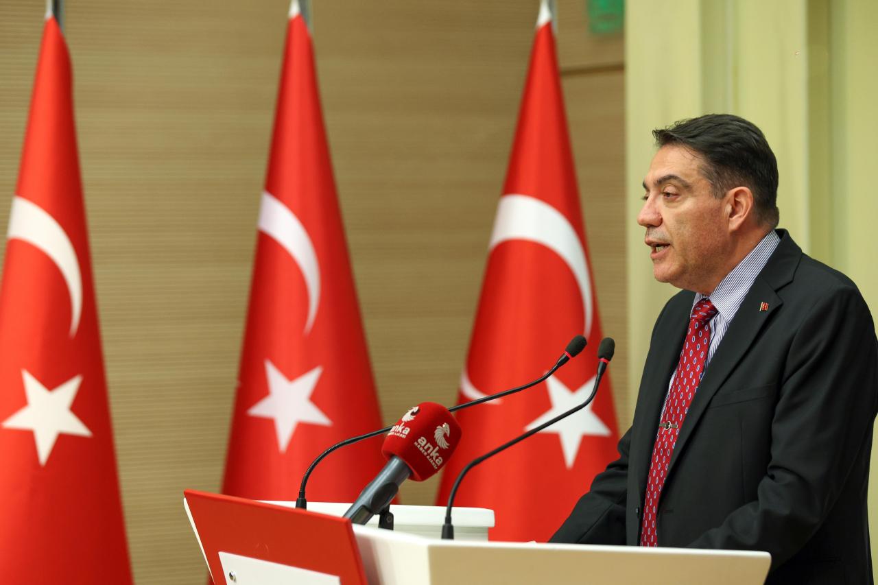 Yankı Bağcıoğlu, 12 Askerin Şehit Olduğu Metan Gazı Zehirlenmesinin Sorumlusunu Sordu