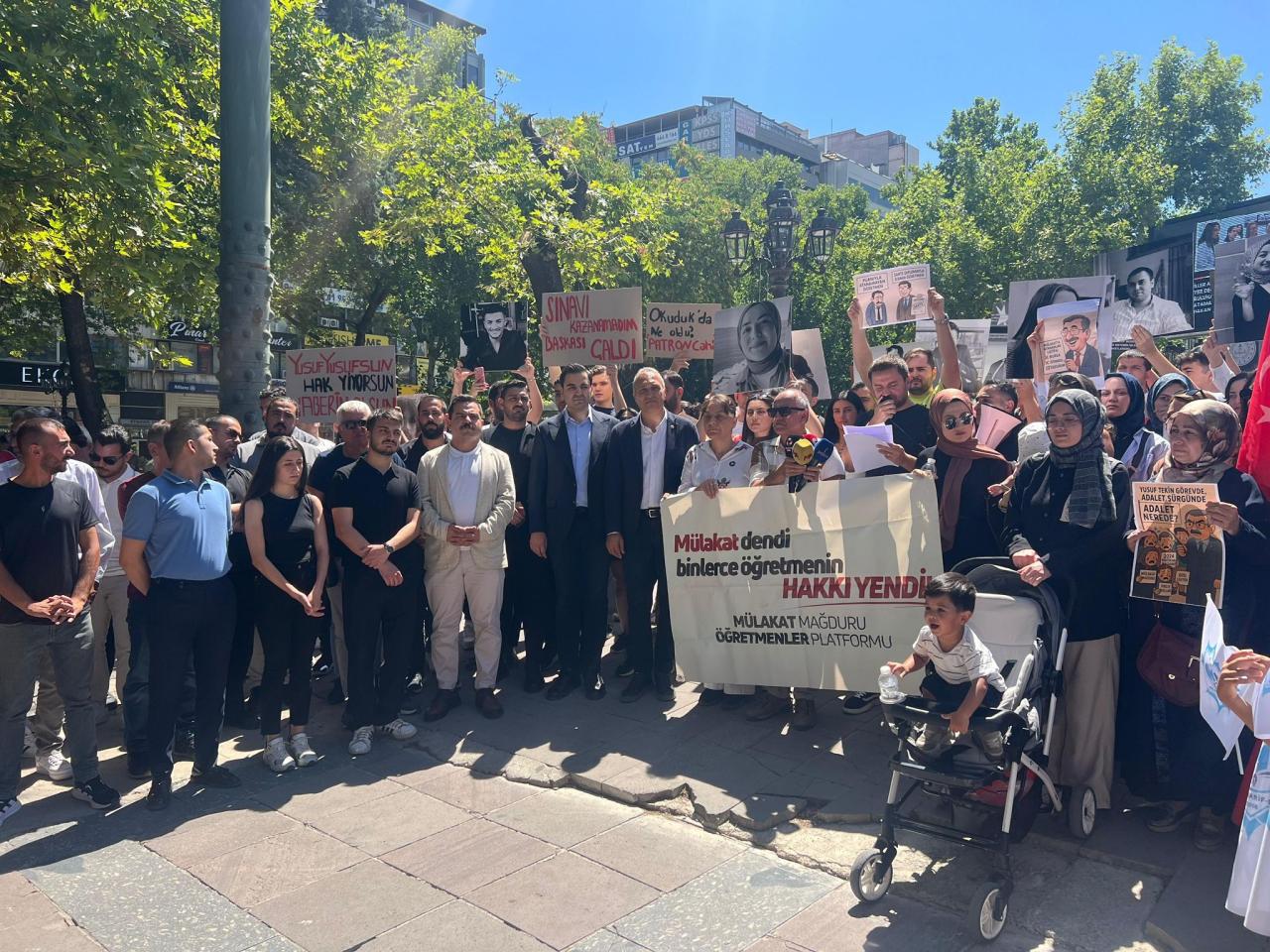 Cem Aydın: Okullar Öğretmen Bekliyor, Öğretmenler Okulunu Bekliyor, Mülakat Denen Ucubelik Hala Devam Ediyor