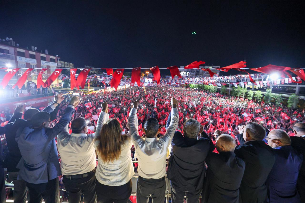 Cumhuriyet Halk Partisi Genel Başkanı Özgür Özel: “Aydın Millet İradesinin Kalesidir, Bekleyin; Hesap Soracağız”