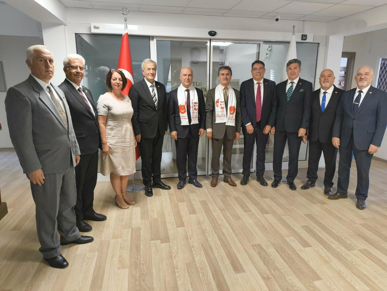 Yankı Bağcıoğlu ve Murat Bakan’dan Emekli Asker Derneklerine Ziyaret