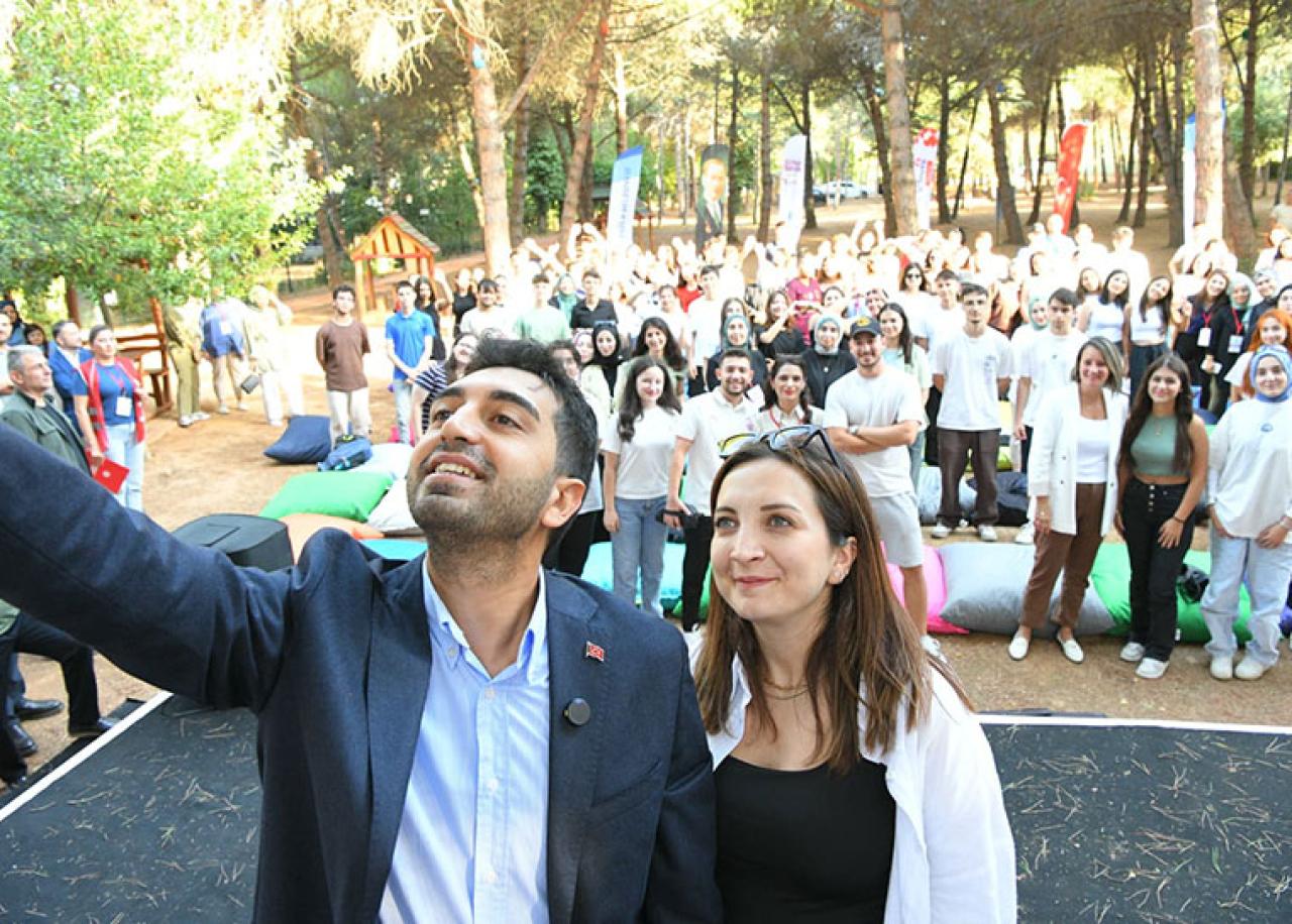 Tuzla’da üniversiteye hazırlanan gençlere moral etkinliği