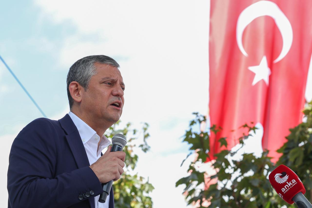 CHP Lideri Özel: “Herkes Bilsin; Erdoğan Belediye Başkanıyken Rüşvetten, Zimmetten ve Yolsuzluktan Yargılanmıştır”