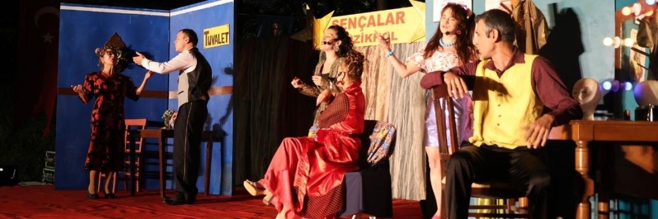 SARIYER BELEDİYESİ 15. MAHALLELERDE TİYATRO ŞENLİĞİ BAŞLADI