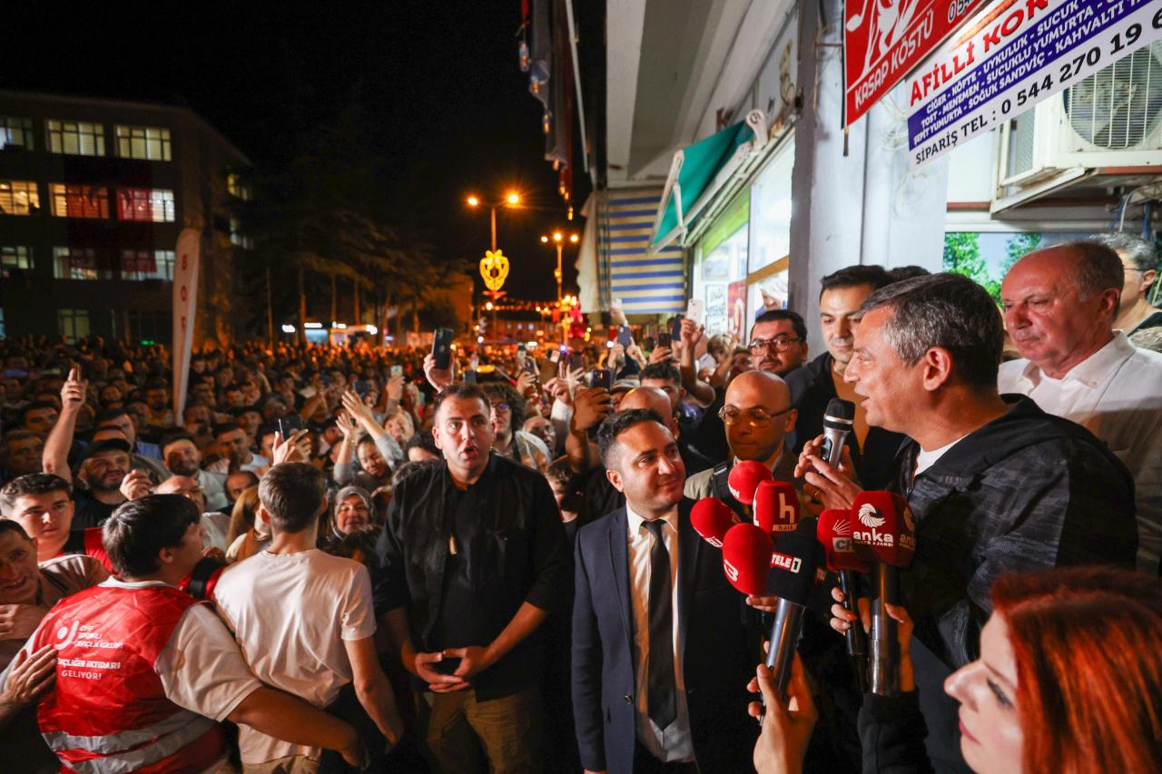 CHP Genel Başkanı Özgür Özel: “Hep Beraber Bu Ülkeyi Bir Kez Daha Kurtarmak İçin Bir Yol Yürüyoruz”