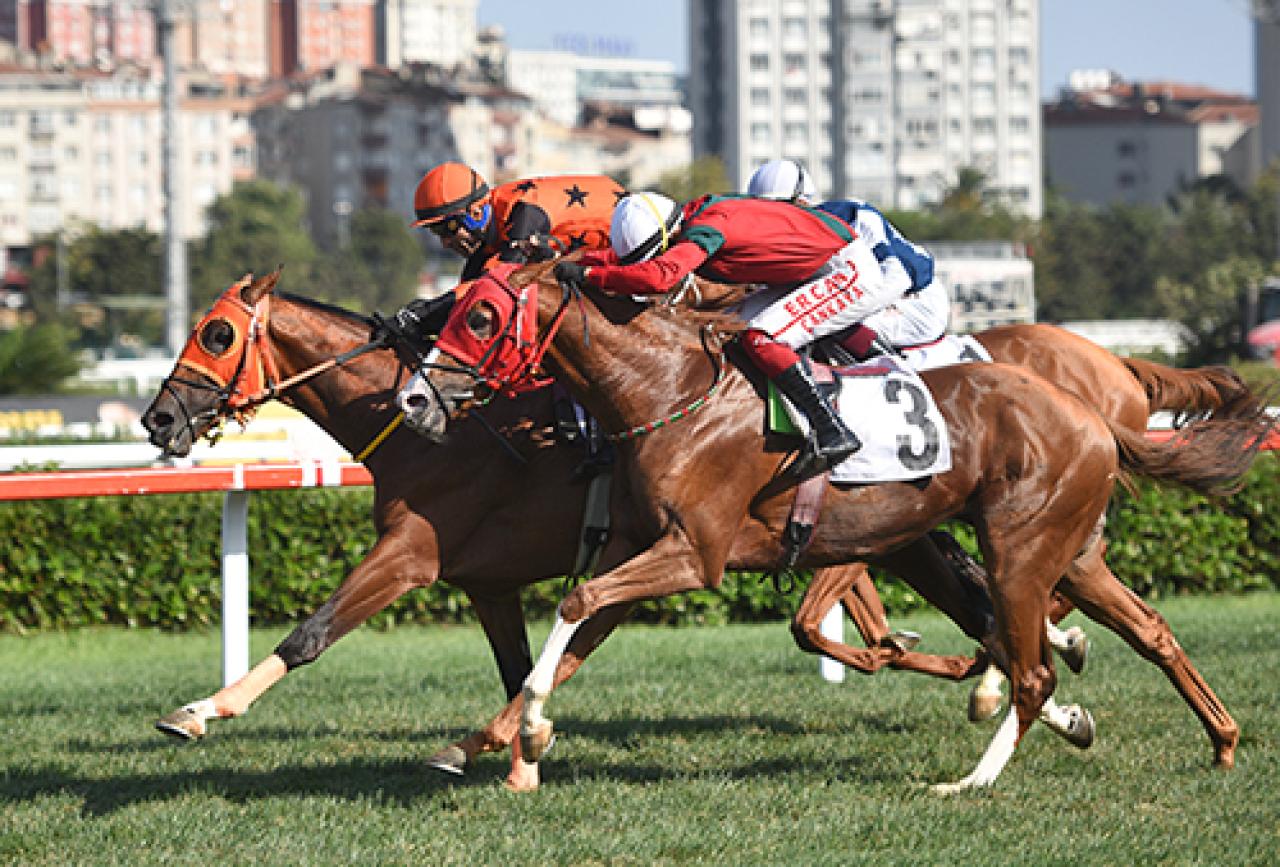 Büyük Taarruz Koşusu’nda zafere Galioğlu uzandı