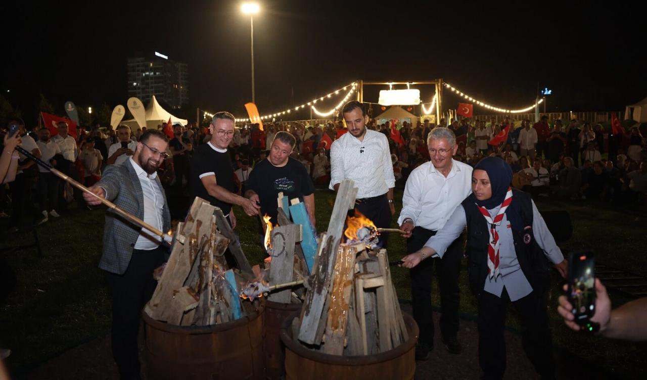 YASİN KARTOĞLU: GELECEĞİN TÜRKİYE’SİNE GENÇLERİMİZLE KOŞUYORUZ!