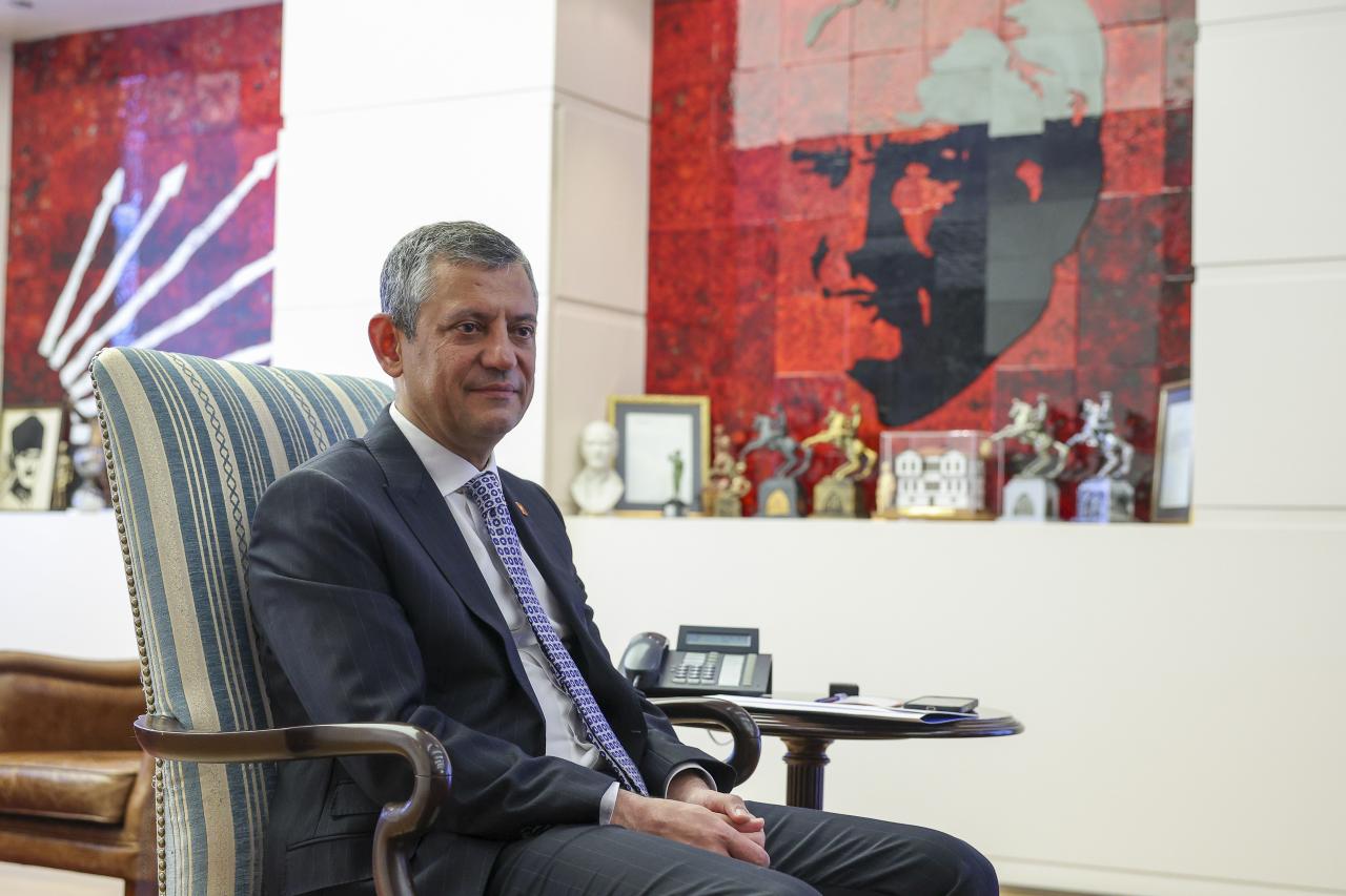 CHP Lideri Özgür Özel: “Tüm İslam Aleminin Mevlit Kandili’ni Kutluyorum”