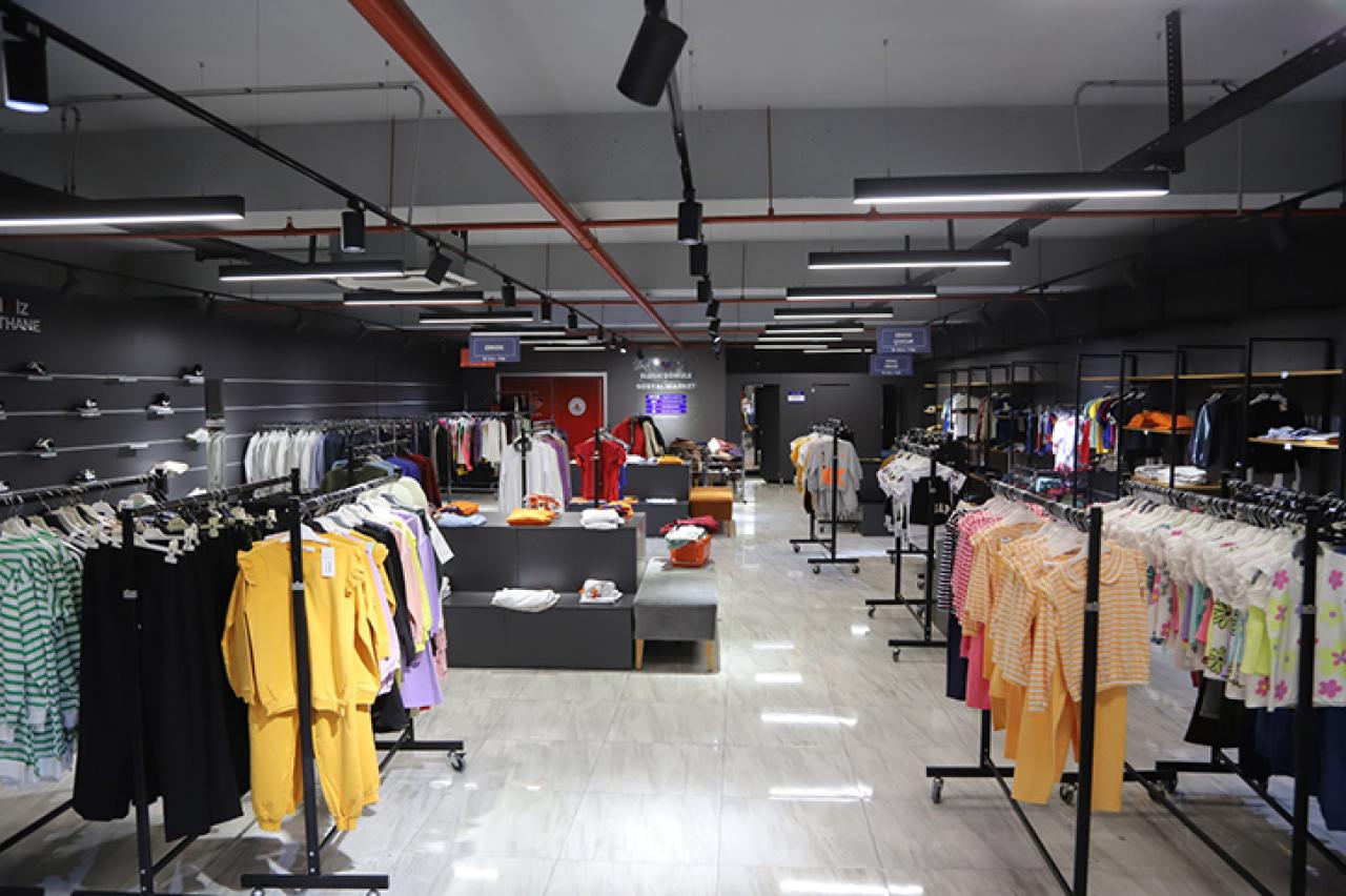 KÂĞITHANE’DE DAYANIŞMA ELDEN GÖNÜLE SOSYAL YARDIM MERKEZİ İLE BÜYÜYOR