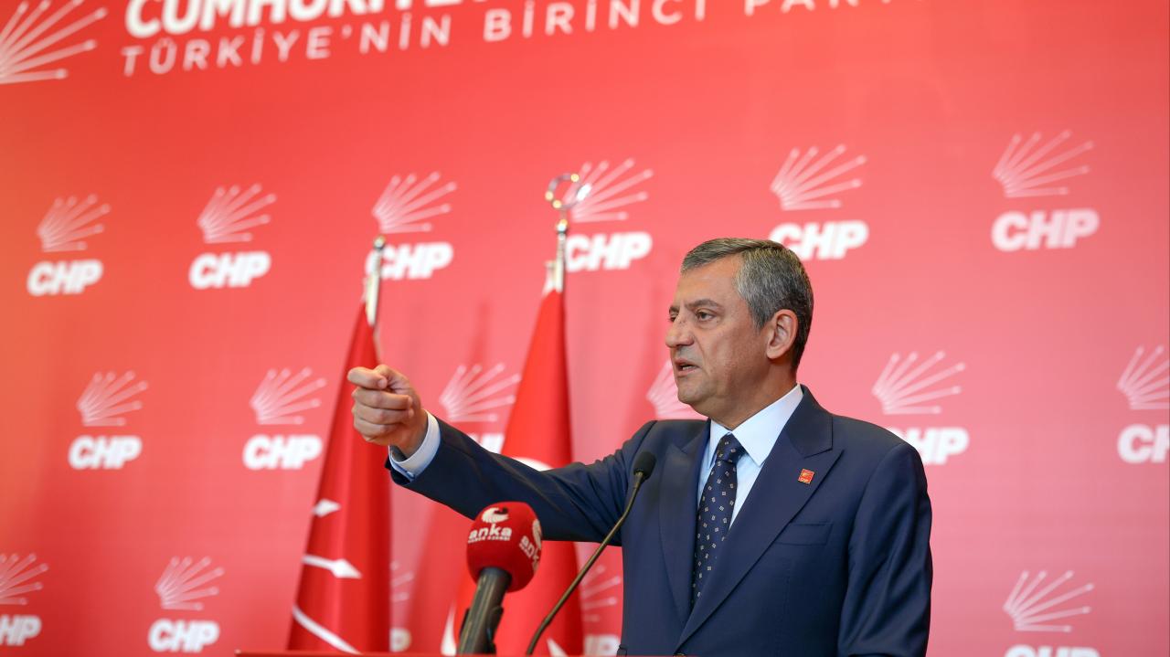 CHP Lideri Özel'den 