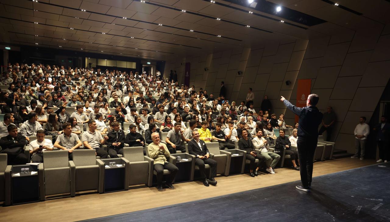 YASİN KARTOĞLU: “BİZ HER ZAMAN YANINIZDAYIZ!”