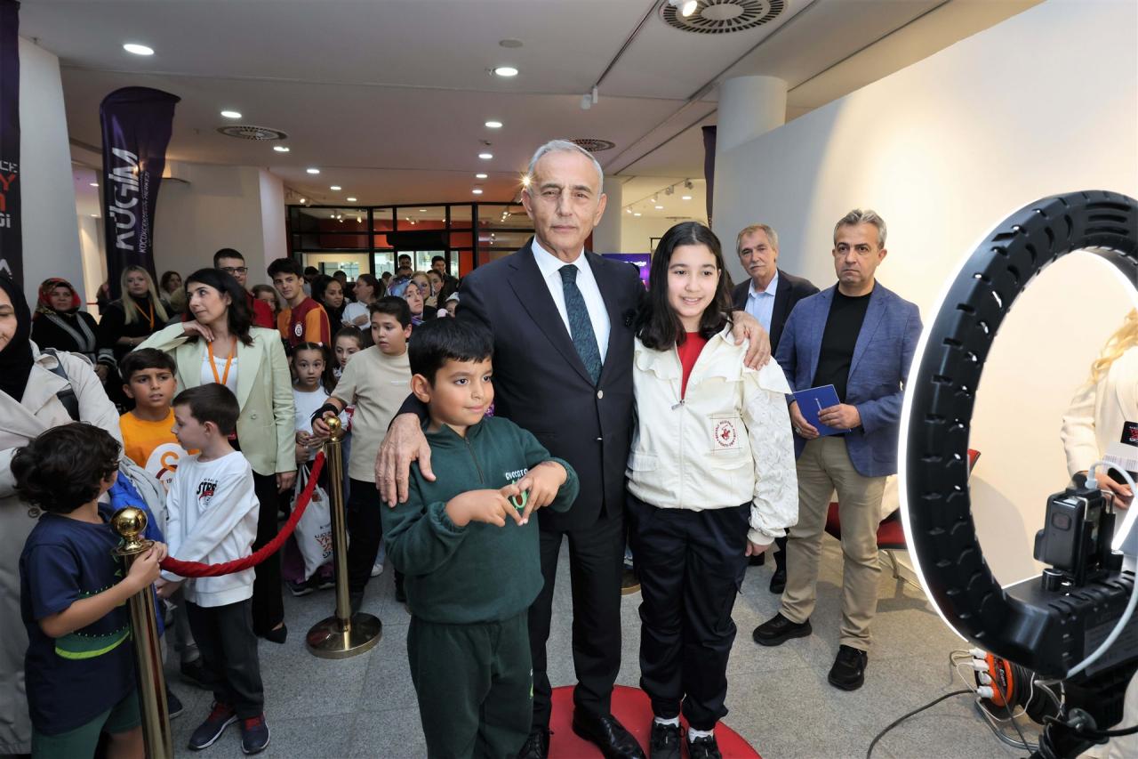 YAPAY ZEKÂ ŞENLİĞİ DÜZENLENDİ