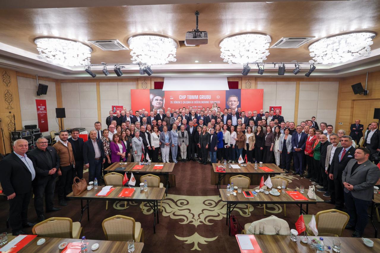 CHP Genel Başkanı Özgür Özel, CHP TBMM Grubu 28. Dönem 3. Çalışma ve Değerlendirme Toplantısının Kapanışında Konuştu