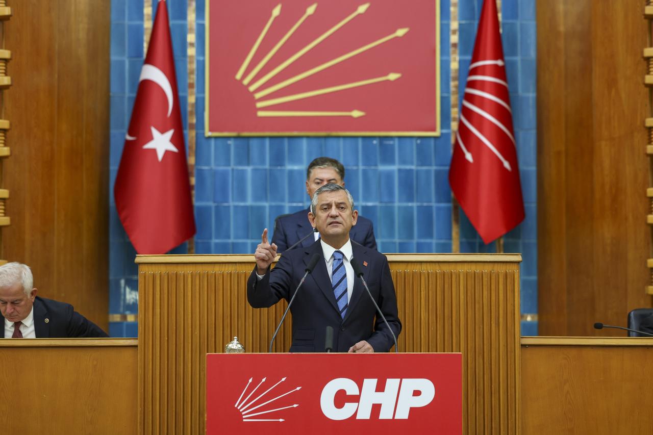 CHP Lideri Özgür Özel: “Başta Beyaz ve Ak Toroslar Olmak Üzere Çeteleri Dağıtacak, Adalet Dağıtılmasının Önünü Açacağız”