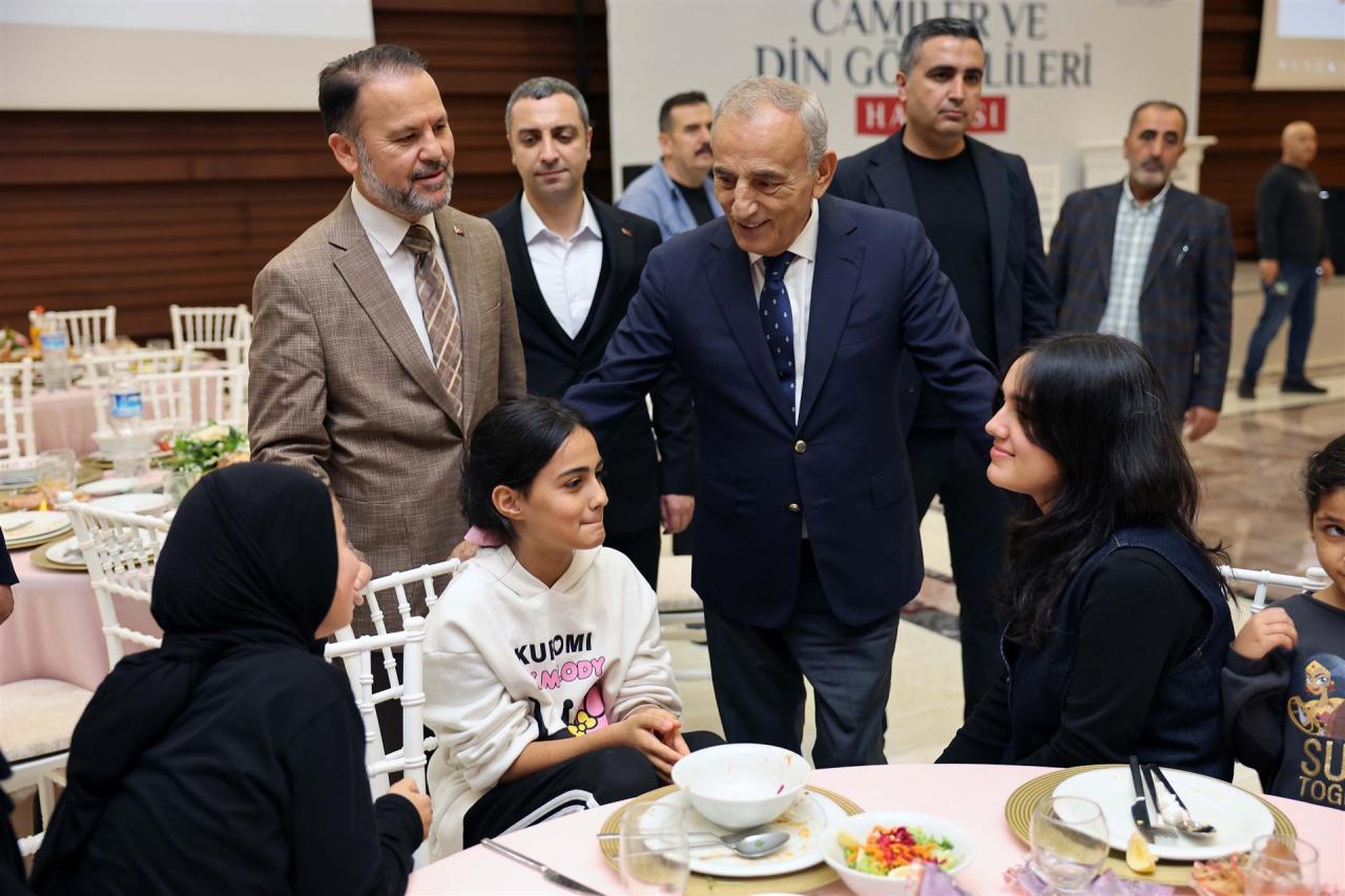 CAMİLER VE DİN GÖREVLİLERİ HAFTASI PROGRAMI DÜZENLEDİ