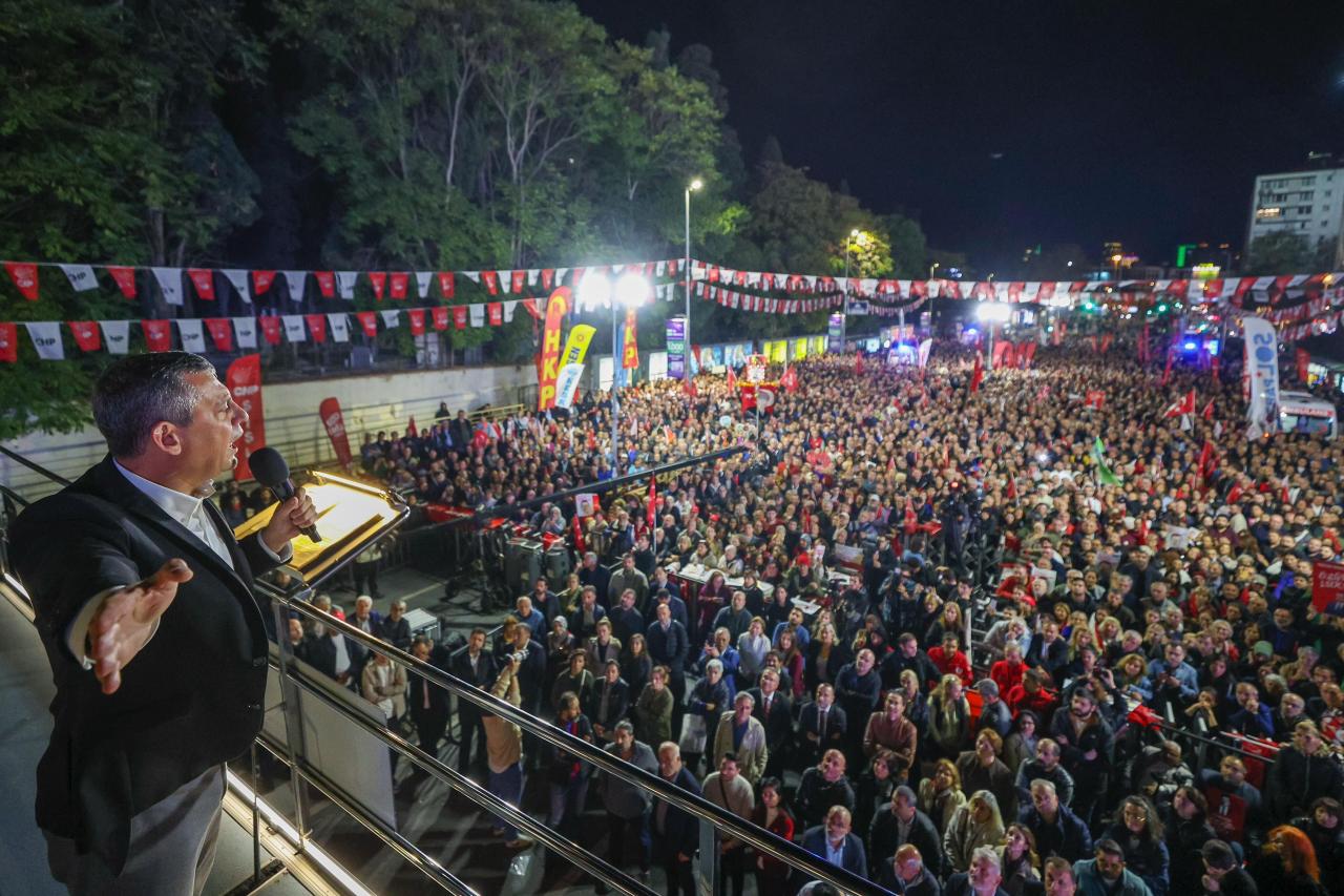 Cumhuriyet Halk Partisi Genel Başkanı Özgür Özel: “200’üncü Günde Adaletsizliklere Meydan Okumaya Geldik”