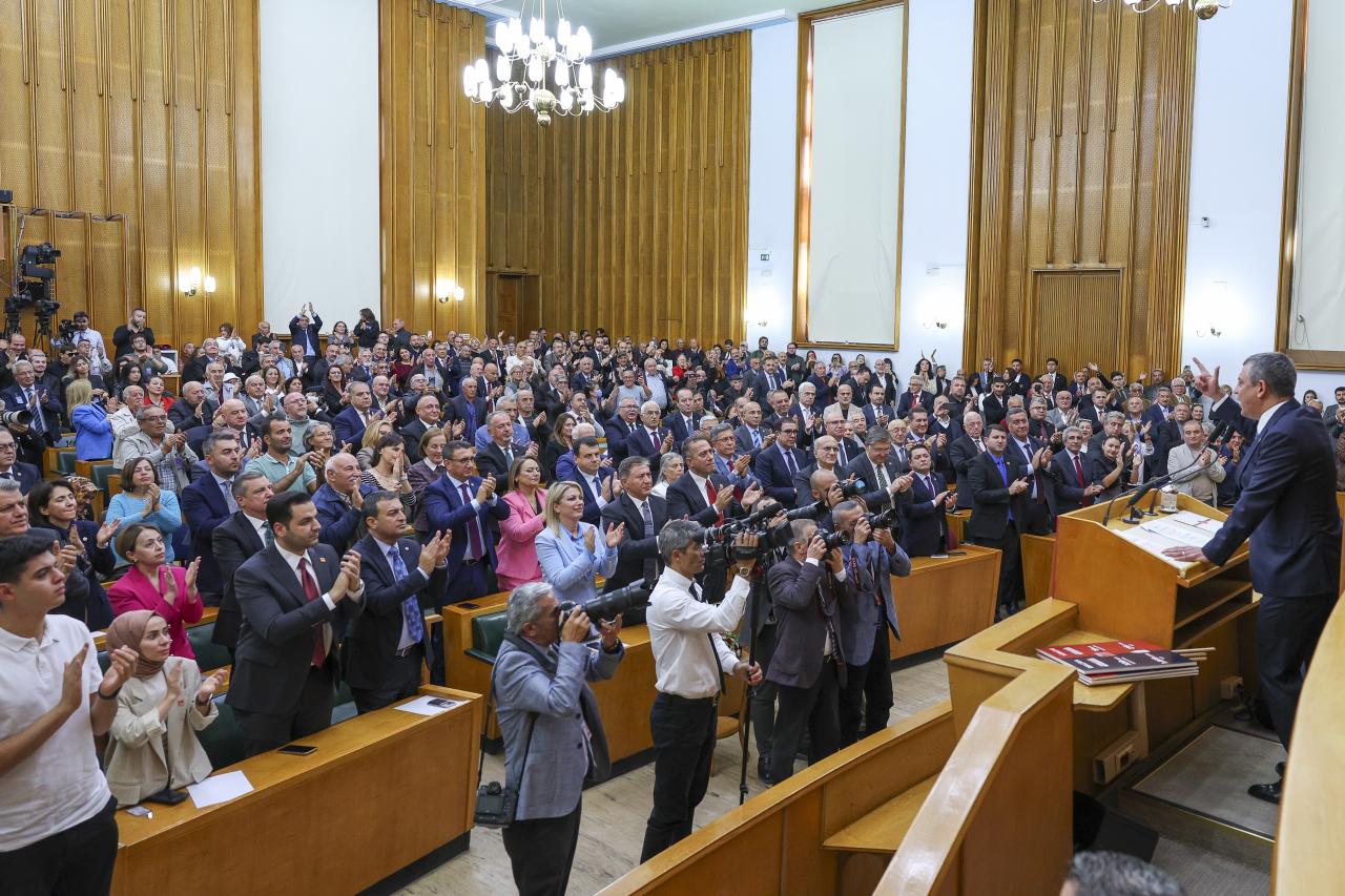 CHP Lideri Özgür Özel: “CHP Geliyor, Tam Bağımsız Türkiye Geliyor; Trump’tan Da Bağımsız, Netanyahu’dan Da Bağımsız”