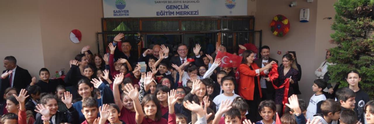 SAGEM BAHÇEKÖY SÜREYYA AĞAOĞLU KÜTÜPHANESİ TÖRENLE AÇILDI