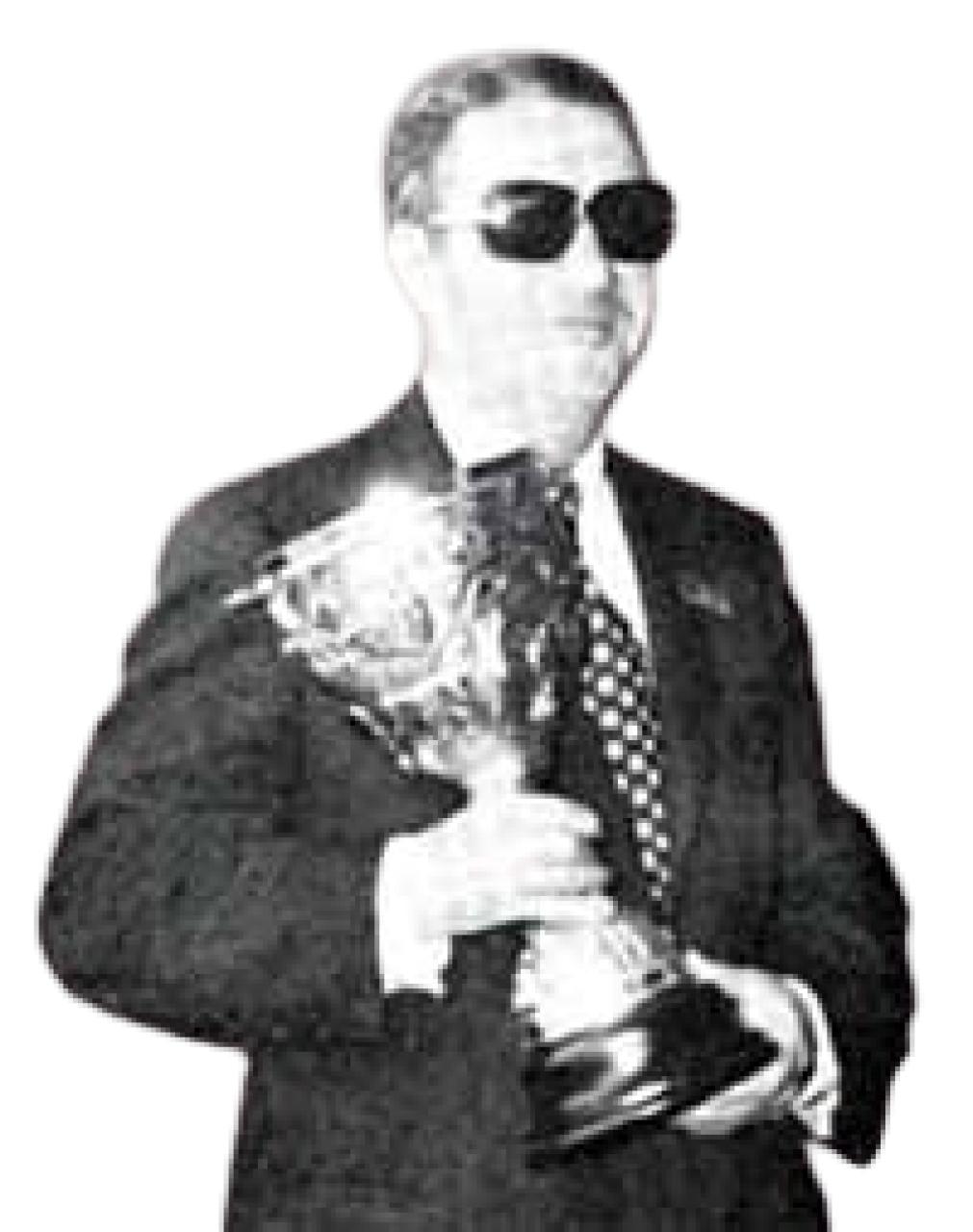 Eski başkanlarımızdan Zühtü Erişen ve Asli Üyemiz Nur Kutnak'ı saygıyla anıyoruz