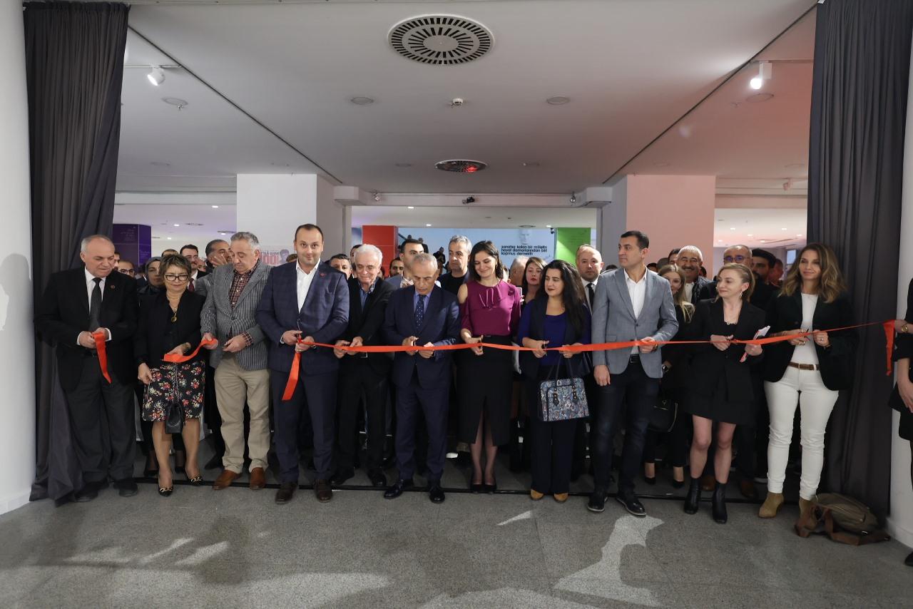 ATTİLÂ İLHAN KÜLTÜR SANAT SEZONU AÇILDI