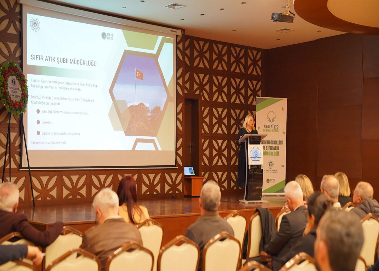 Tuzla Belediyesi’nden sitelere sıfır atık eğitimi