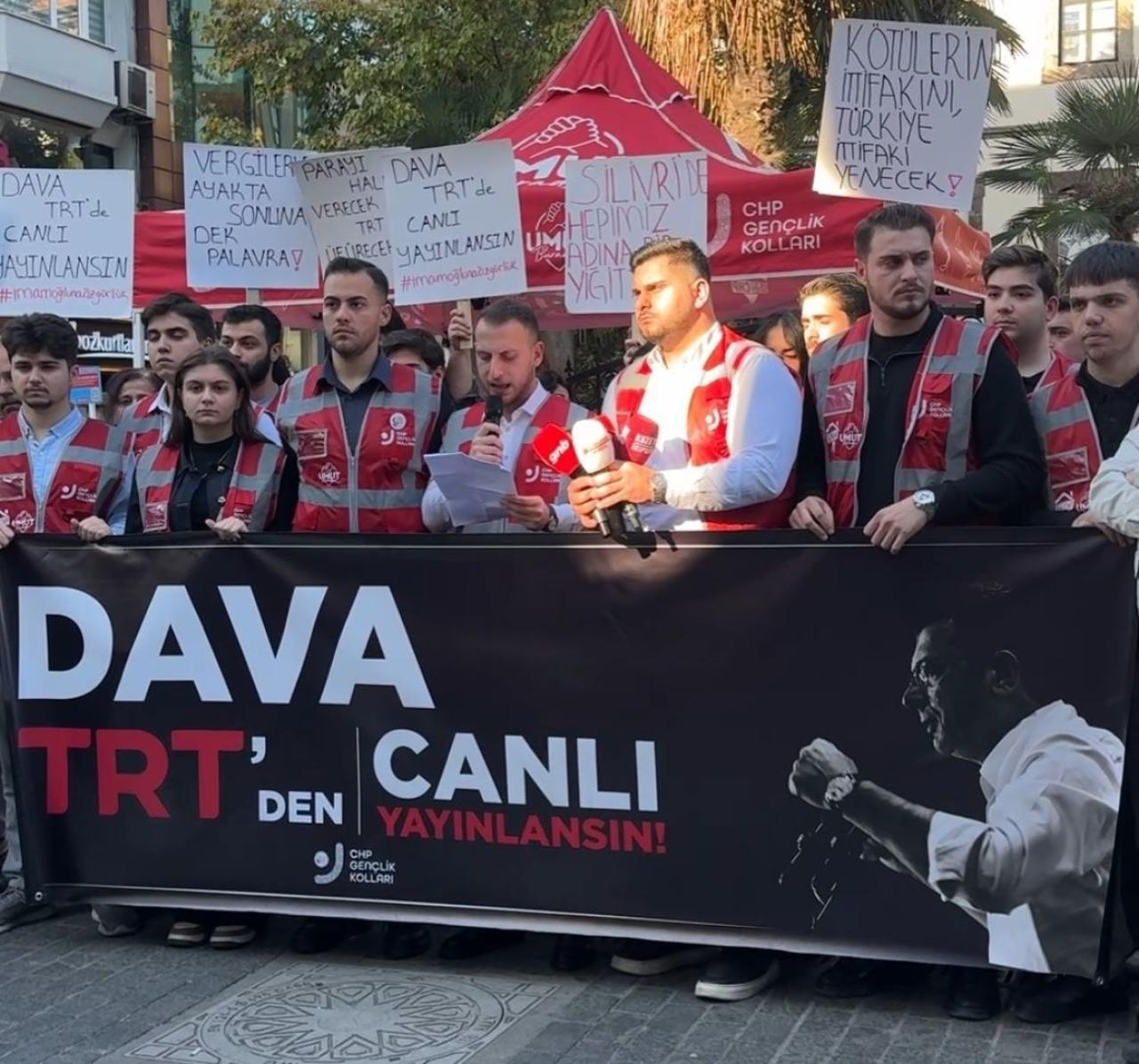 CHP Gençlik Kolları: “Çiğ Yemedik Ki Karnımız Ağrısın; Dava TRT’de Canlı Yayınlansın”