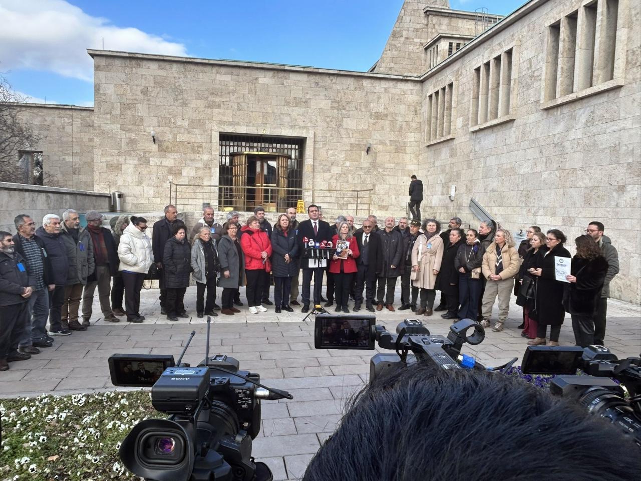 Ulaş Karasu’dan Sert Tepki: “Emekliyi Açlığa Mahkûm Eden Bu Düzeni Kabul Etmiyoruz”