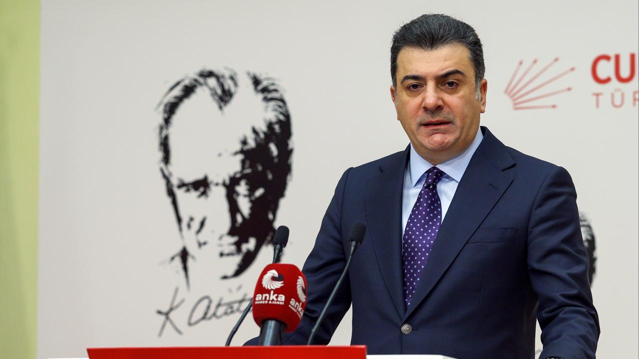 Zeynel Emre: “Türkiye'yi Hep Birlikte Daha Yaşanabilir Bir Ülke Haline Getirebiliriz”