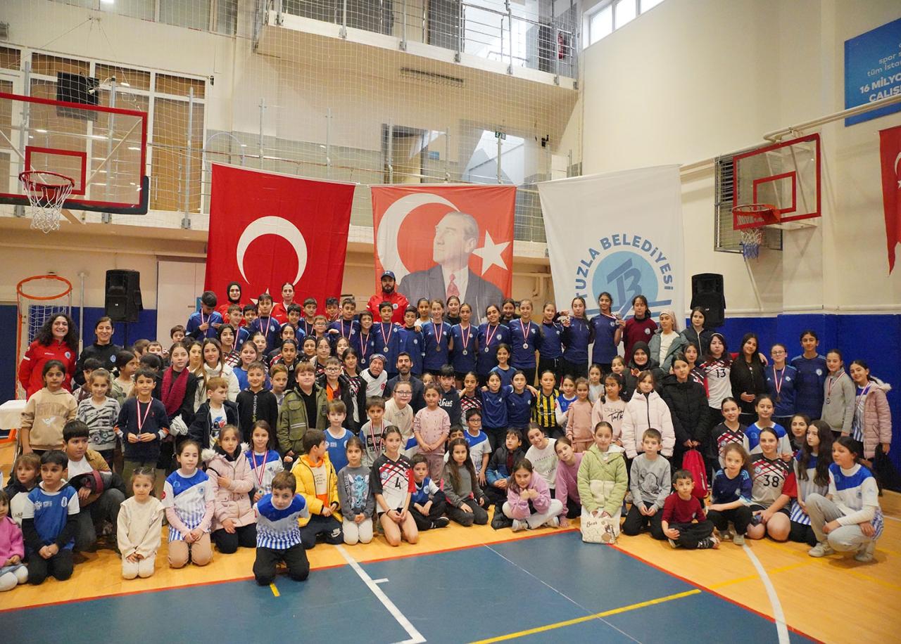 Tuzla’da Ara Tatil Spor Şenliği coşkuyla gerçekleşti: Kazanan dostluk oldu