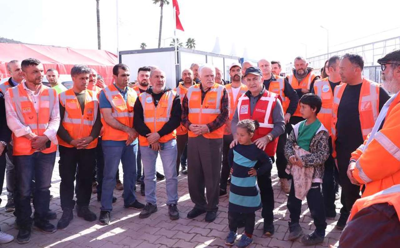 Başkan Akgün: Deprem gerçeğini unutmak, yeni acılara davetiye çıkarmaktır