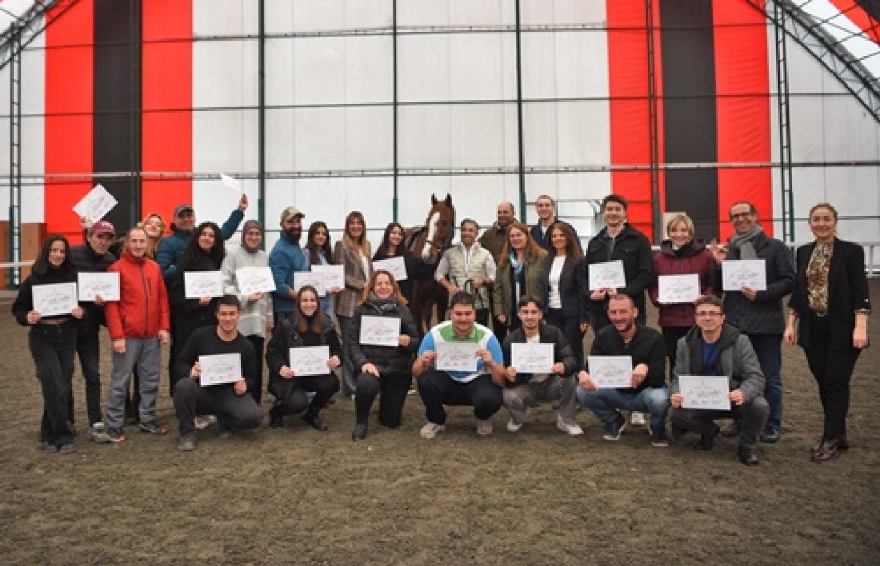 İ.Ü.C. Vet. MYO Atçılık ve Ant. öğrencileri Acemi tayların temel eğitimi (tay kırma) kursuna katıldı