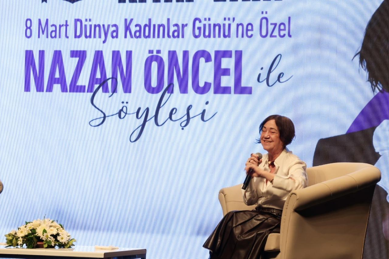 NAZAN ÖNCEL “YARINSIZ YARIN” İLE KÜÇÜKÇEKMECELİ KADINLARLA BULUŞTU