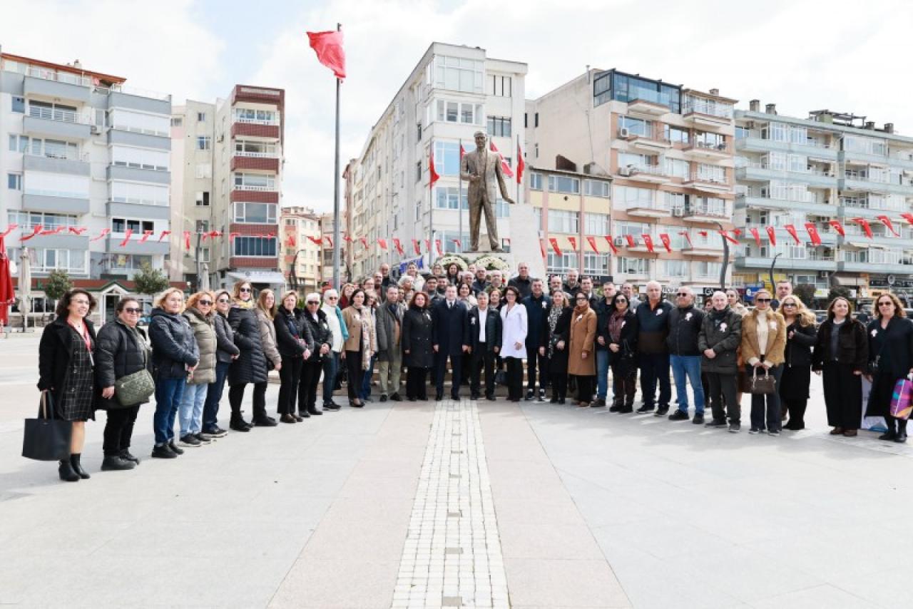 Başkan Balcıoğlu, Tıp Bayramı nedeniyle Atatürk’ün manevi huzuruna çelenk bıraktı