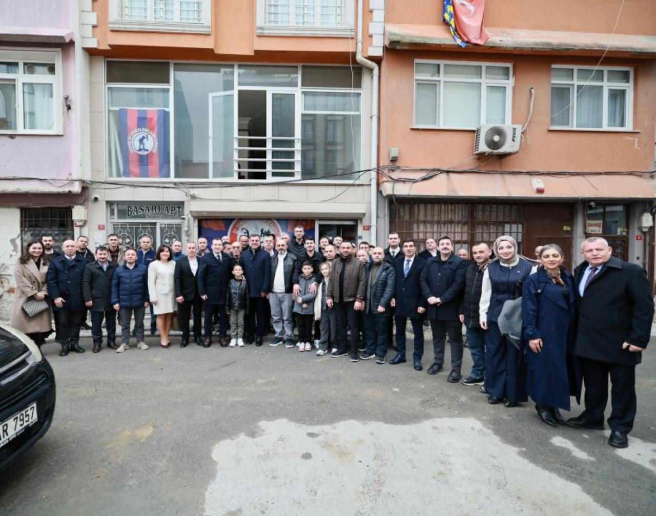 Başkan Balcıoğlu, Silivri Öz Zonguldaklılar Derneği’ni ziyaret etti